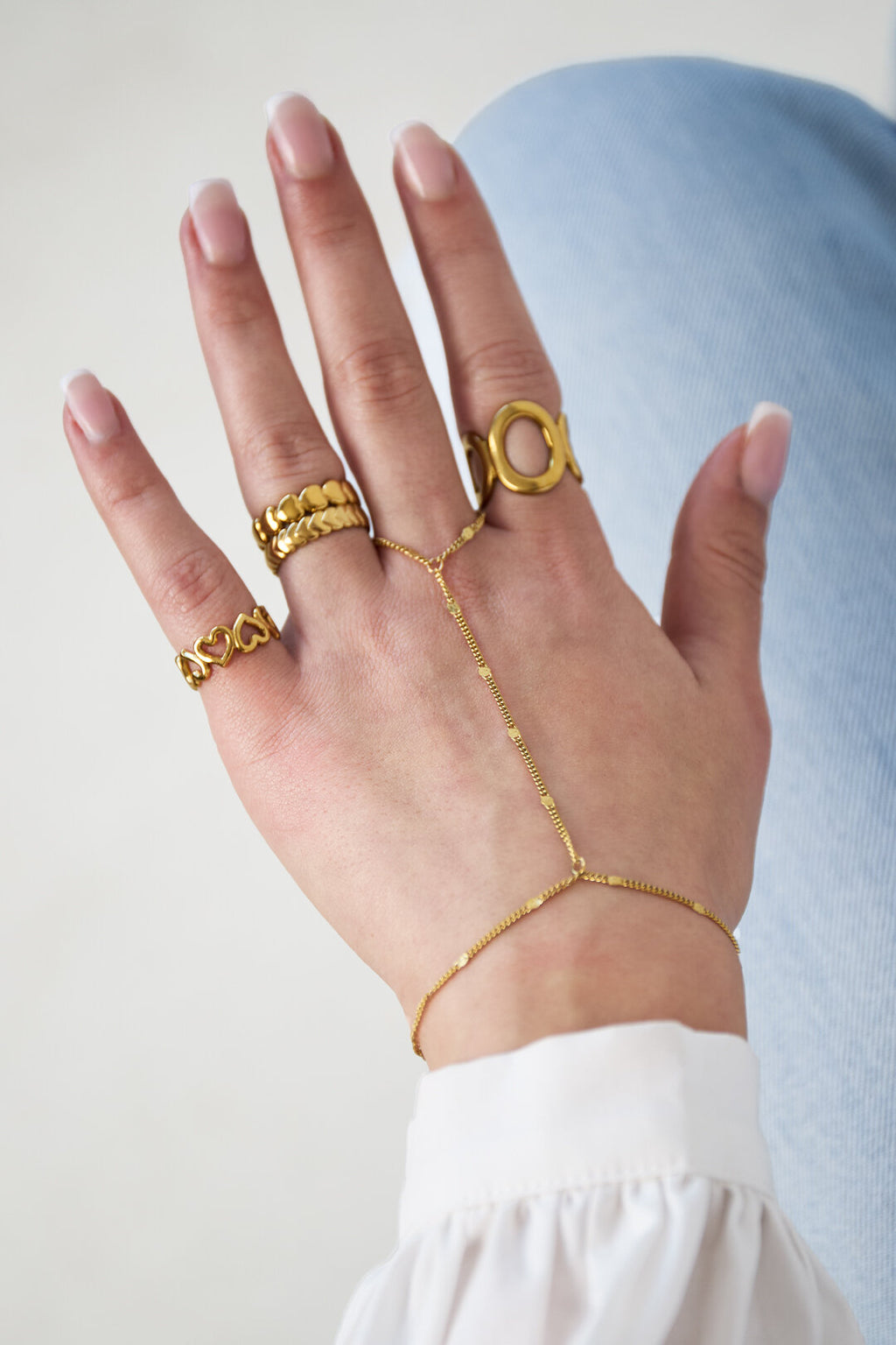 bracciale a mano con motivo
